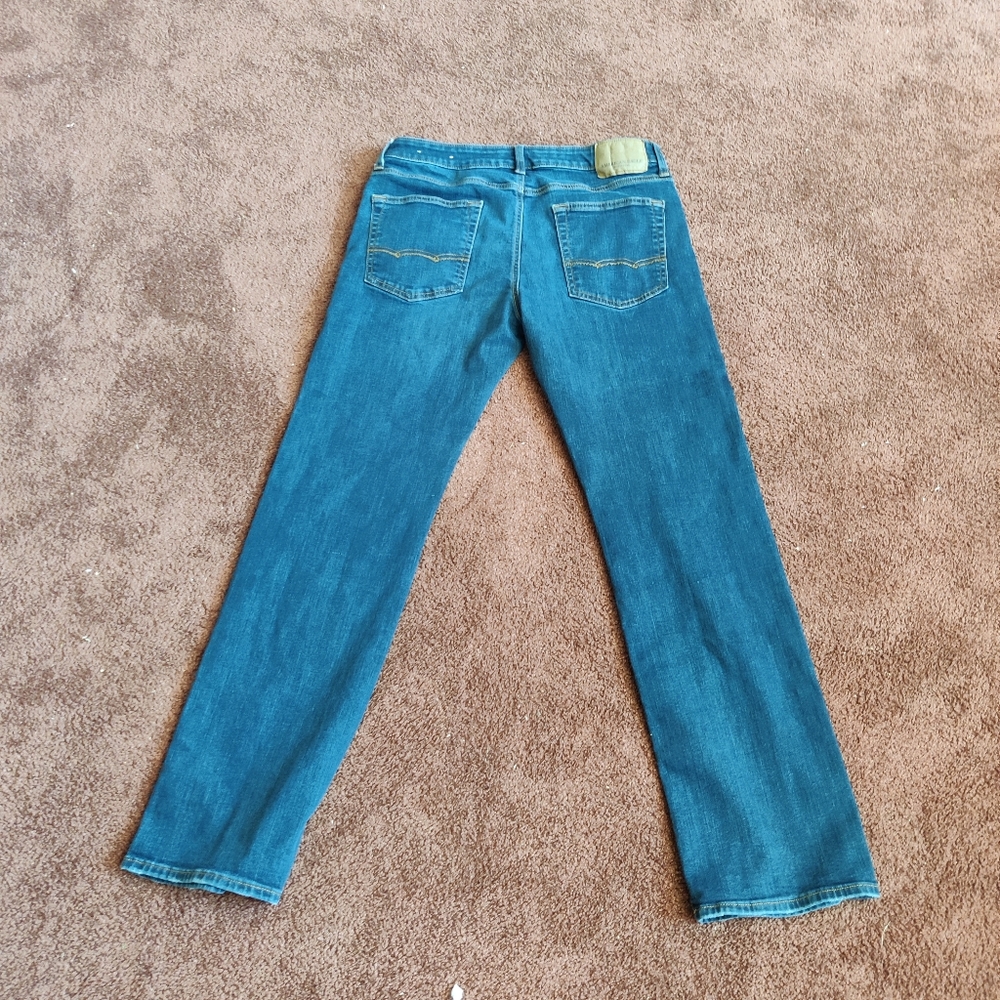 Size 34x30 American Eagle Extreme Flex Jeans